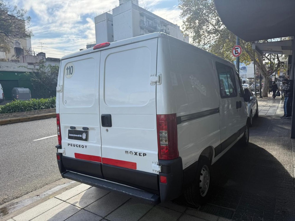 Peugeot Boxer Confort Larga — foto 4